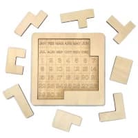 Foto van een andere kalenderpuzzel met alleen de dag en de maand